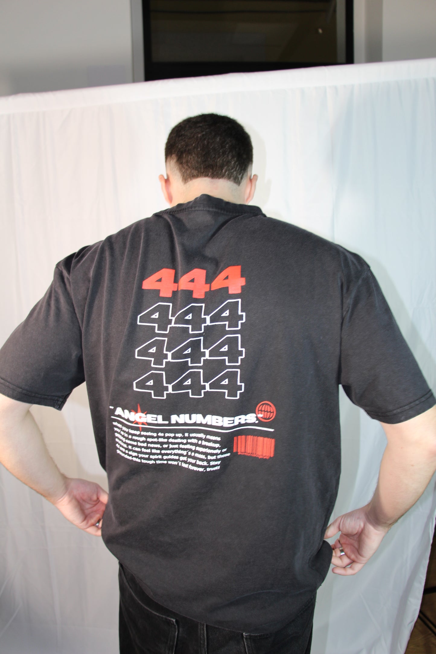 Camiseta 444