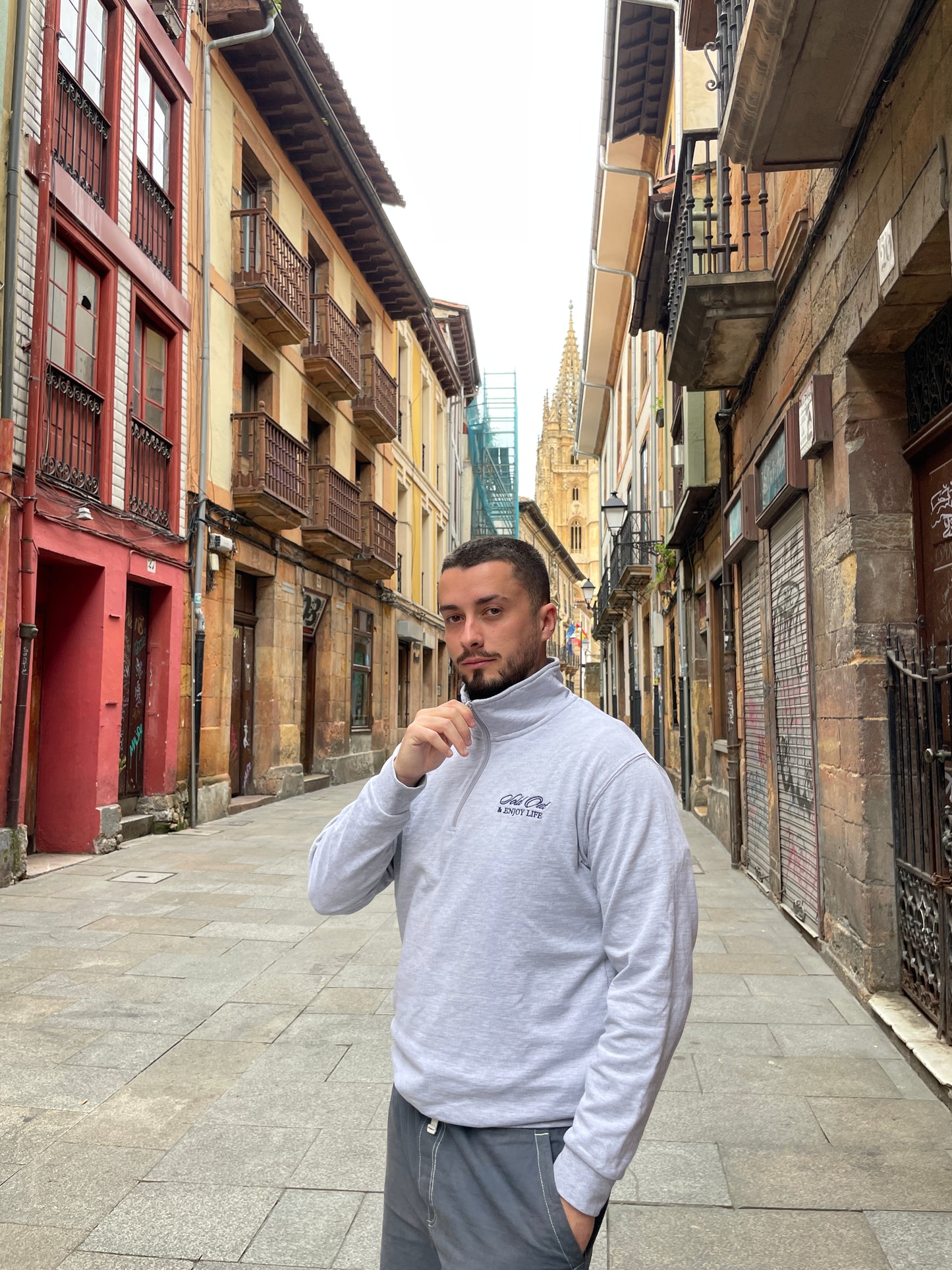 Zip “Sold Out & enjoy life”